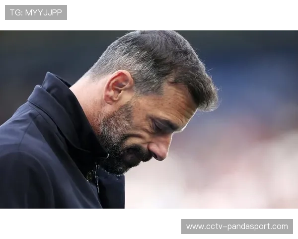 荷兰籍主帅斯洛特帅位不稳，利物浦持续低迷